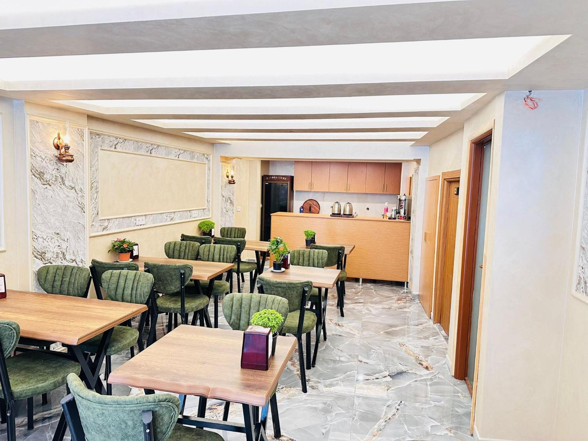 Riverside Hotel Istanbul Bagian luar foto