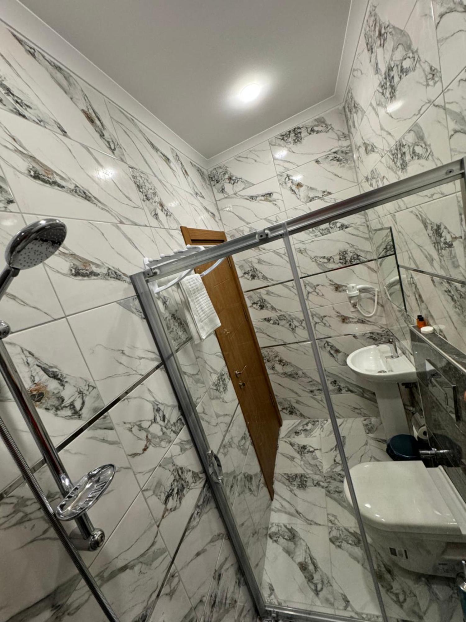 Riverside Hotel Istanbul Bagian luar foto