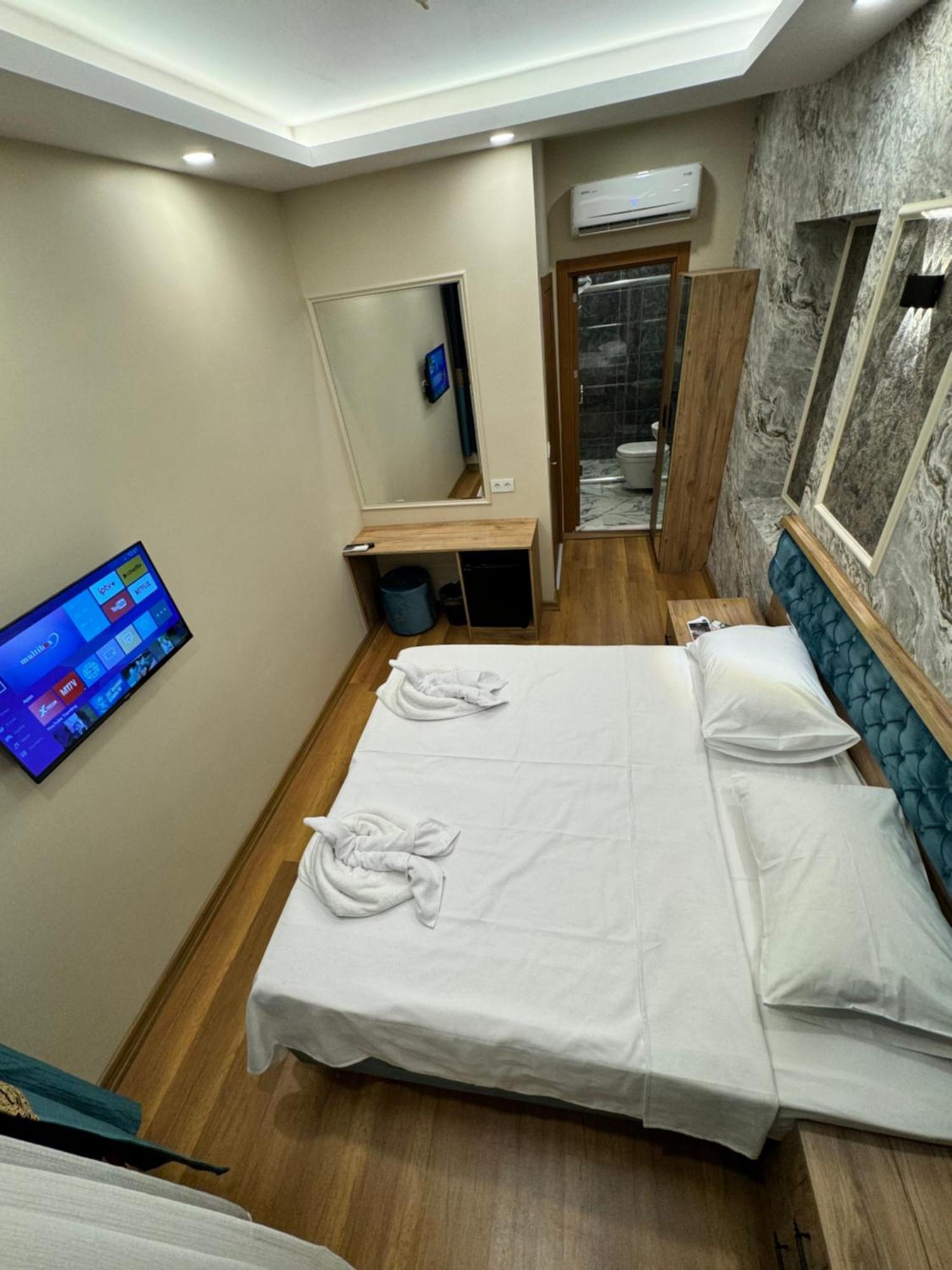 Riverside Hotel Istanbul Bagian luar foto