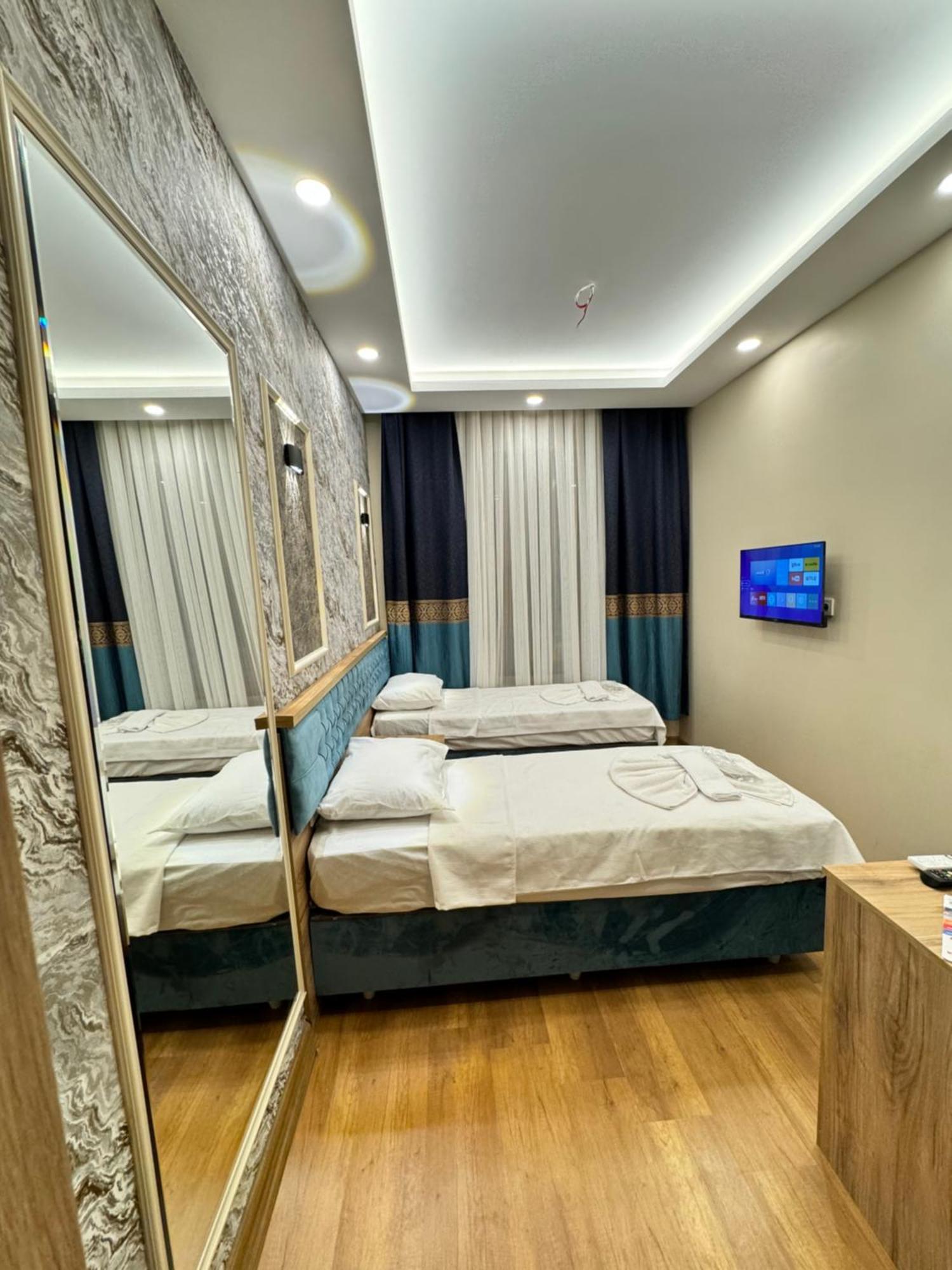 Riverside Hotel Istanbul Bagian luar foto