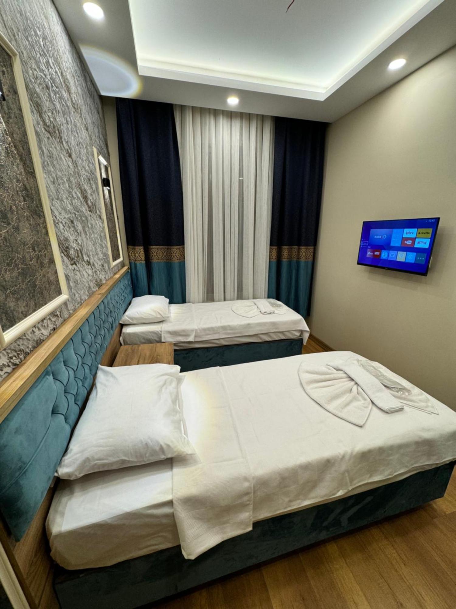 Riverside Hotel Istanbul Bagian luar foto