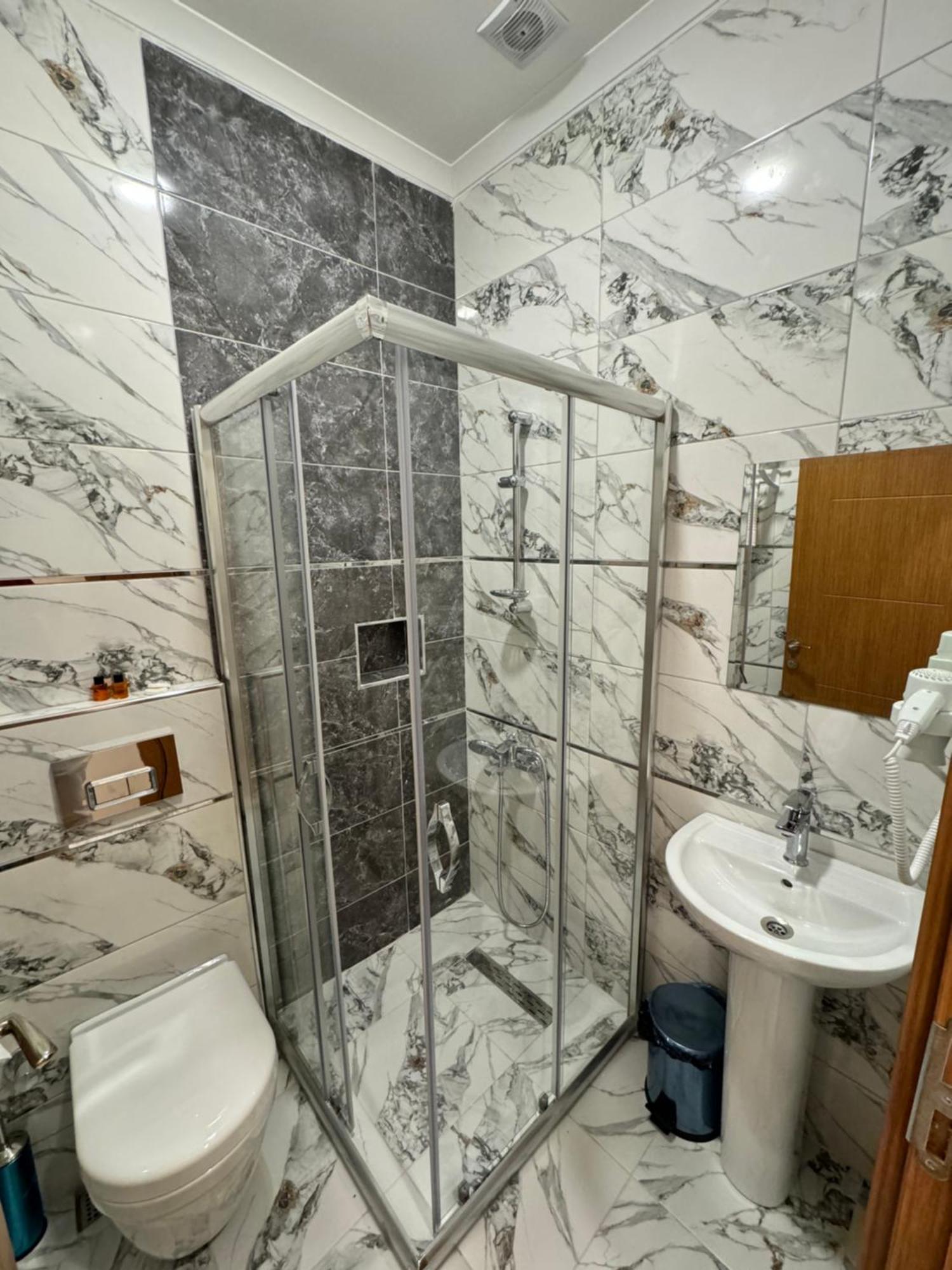 Riverside Hotel Istanbul Bagian luar foto